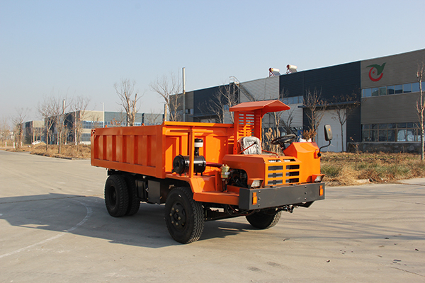 矿用四不像车的轮胎使用注意事项