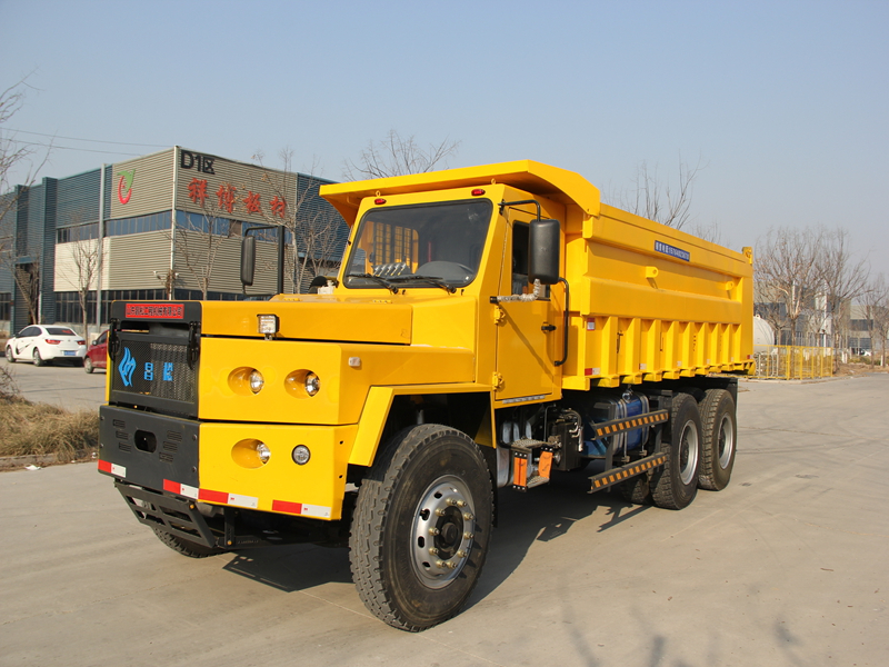 矿山井下运输车细节之尾气装置